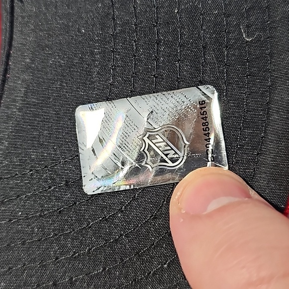 NHL Ottawa Senators red adjustable snap hat - Picture 7 of 7